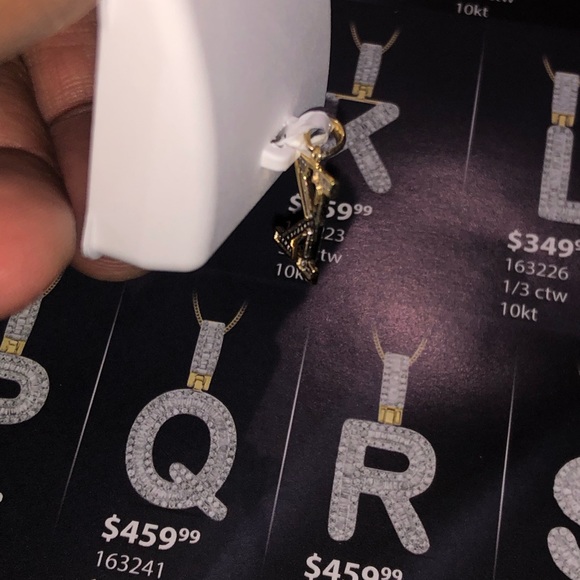 10k REAL gold REAL DIAMOND K initial pendant charm - Picture 6 of 12